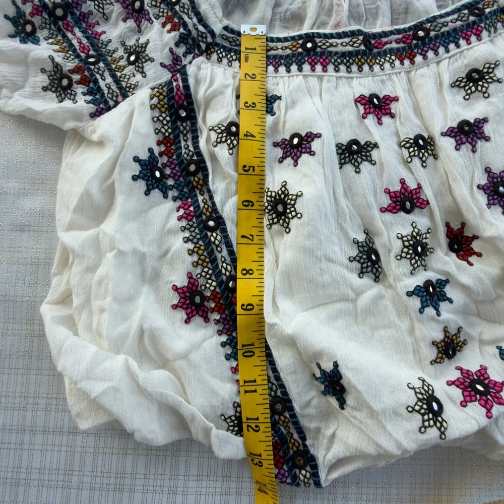 Free People Aurora Embroidered blouson top cropped boho - Picture 7 of 10